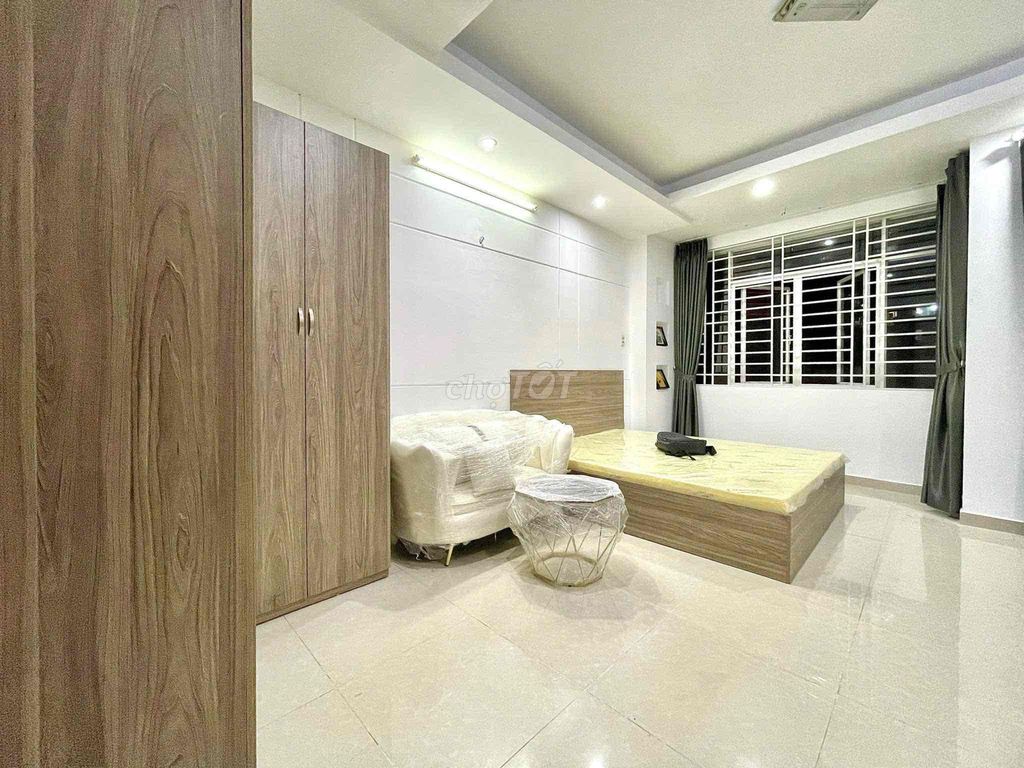 The studio is a two-room bedroom at Bình Thạnh.