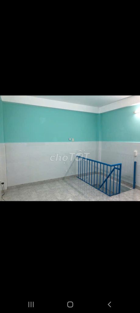 We're looking for a room with 28 meters.