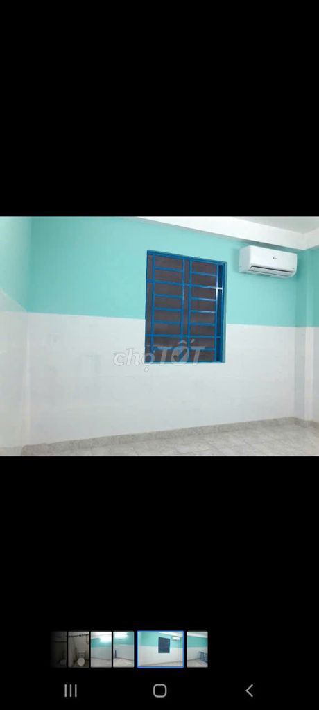 We're looking for a room with 28 meters.