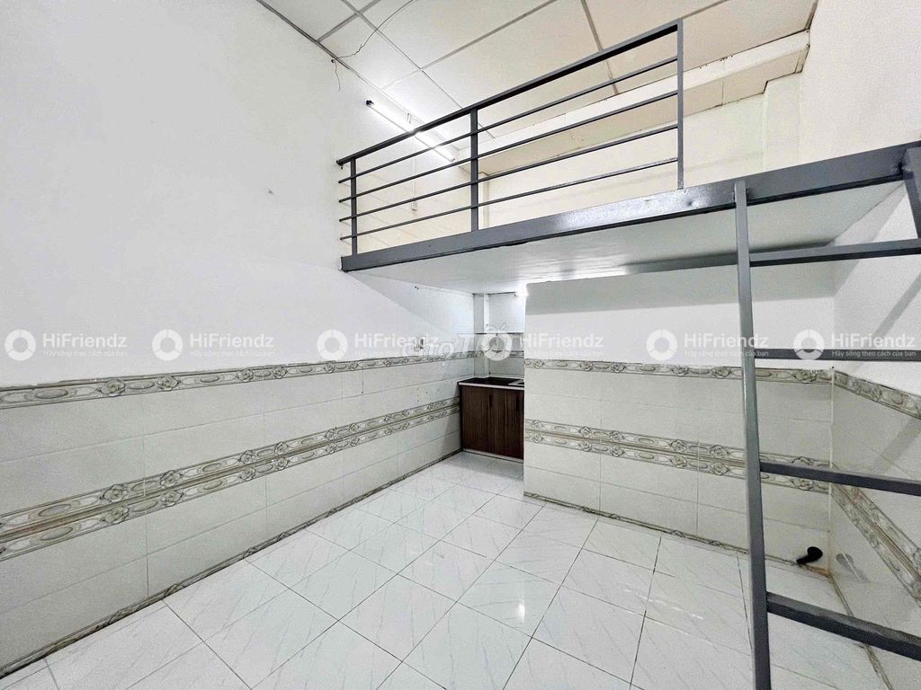 1P available - air elevator - near four security societies