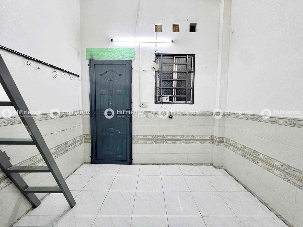 1P available - air elevator - near four security societies
