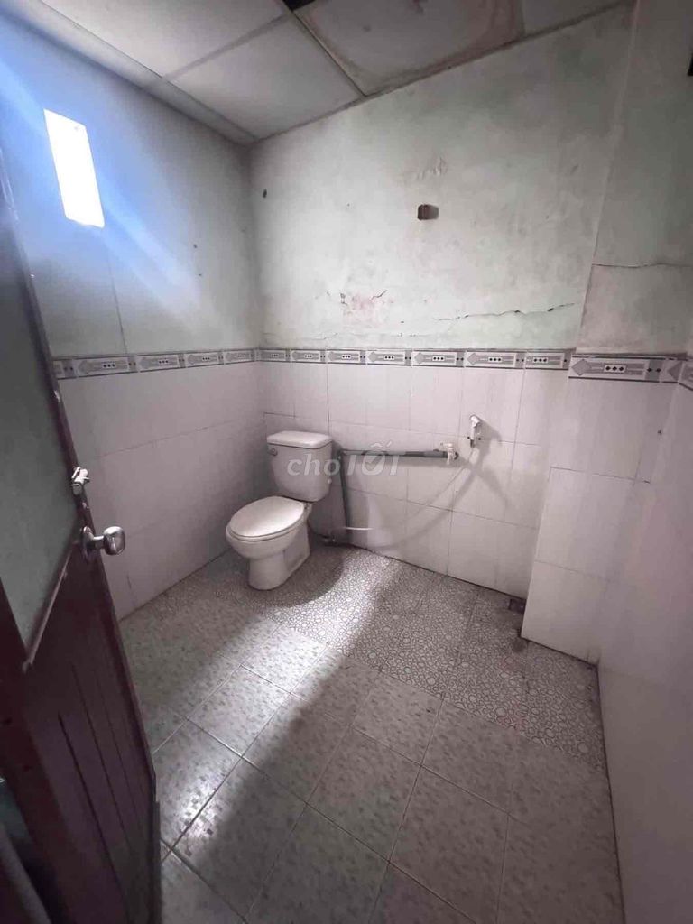 4x16 mm of shit (2 bedroom 2 toilets) 6 meters. Hương Lộ 2 - Near Bv Bình Tân