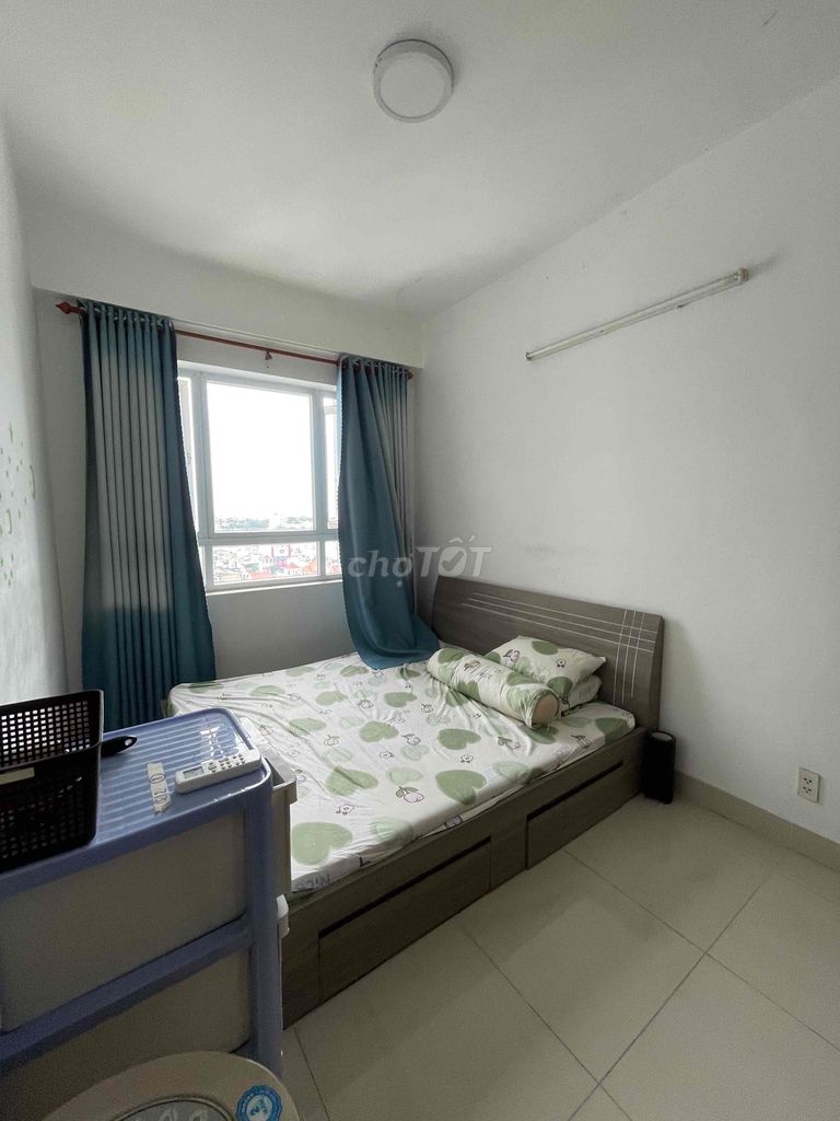 The residents are renting the District Court. Two bedrooms. Two toilets, two toilets.