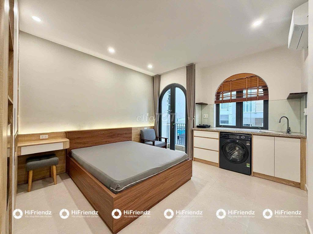 super apartment balconies - full interior - right here at aeon - road 10