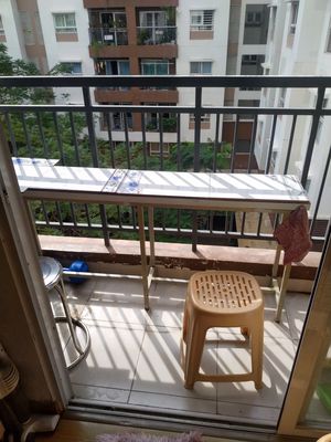Civilized dorm room in Bình Tân for starters