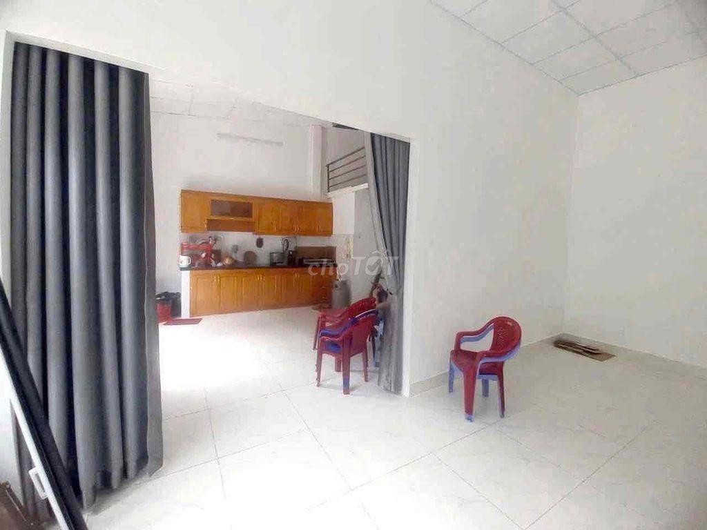 The 11*8 footup house; Two new bedrooms.