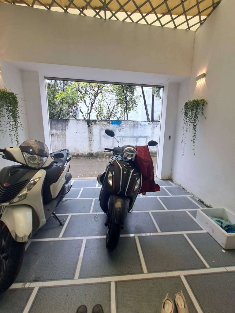 Rent a nice street - area 4 X18 M - Huỳnh Tấn Phát - Phú Thuận district 7