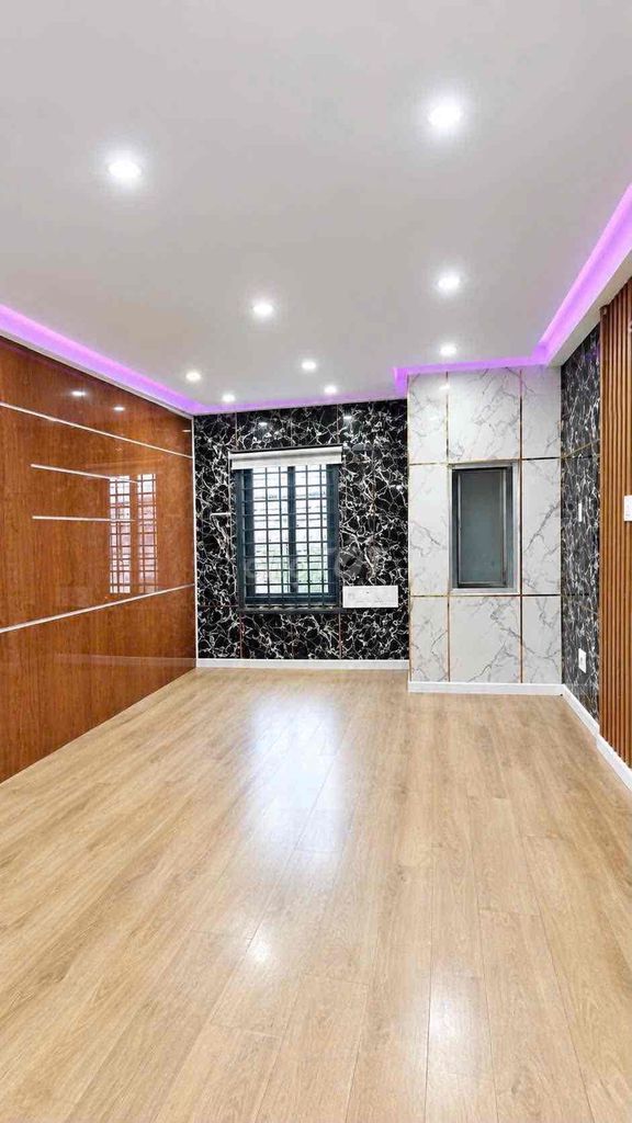 Hall 6 M Gò Dầu for the second floor rent. Four bedrooms, four toilets. New Home