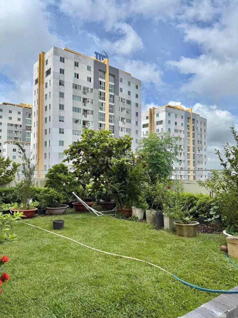 Rent apartment belleza District 775 M2,2 bedrooms, 8 million garden gardeners.