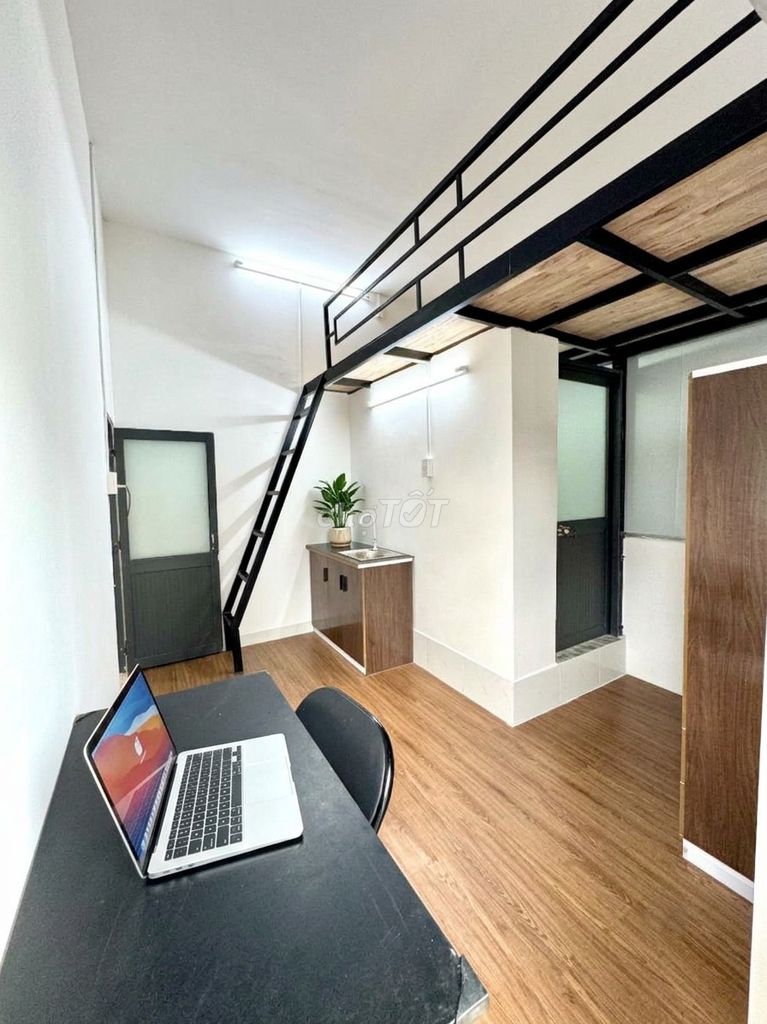 New room complete, balcony. In the face of Thailand