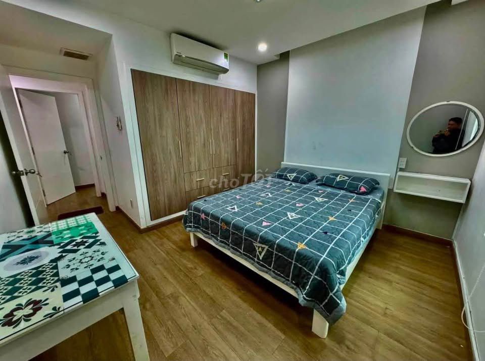 Rent C/c Plaza Republic three bedrooms renting 15 million a month. Good interior.