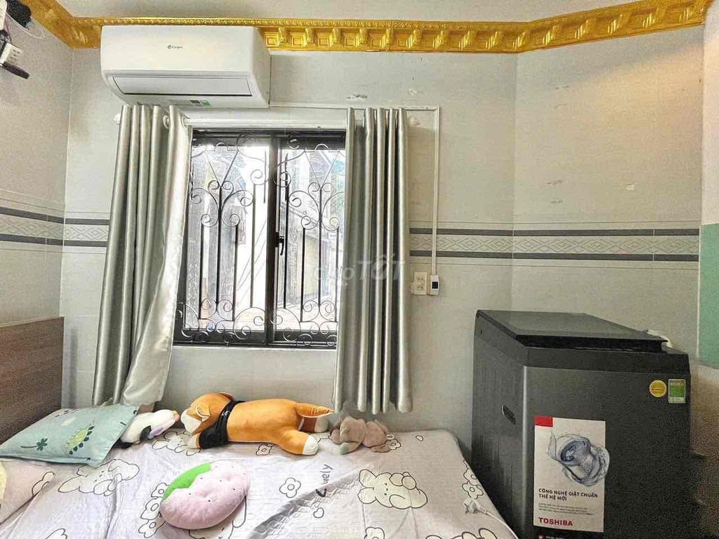 I need this room in Phú Nhuận.