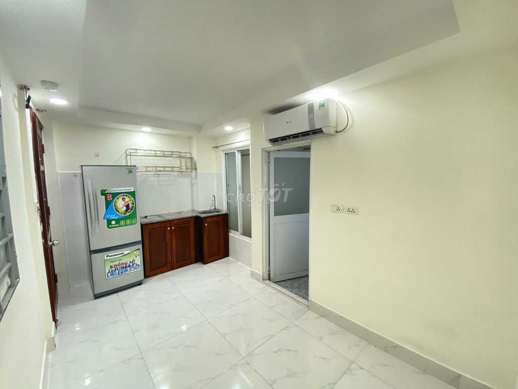 Rent room at 350 Huỳnh Tấn Phát.