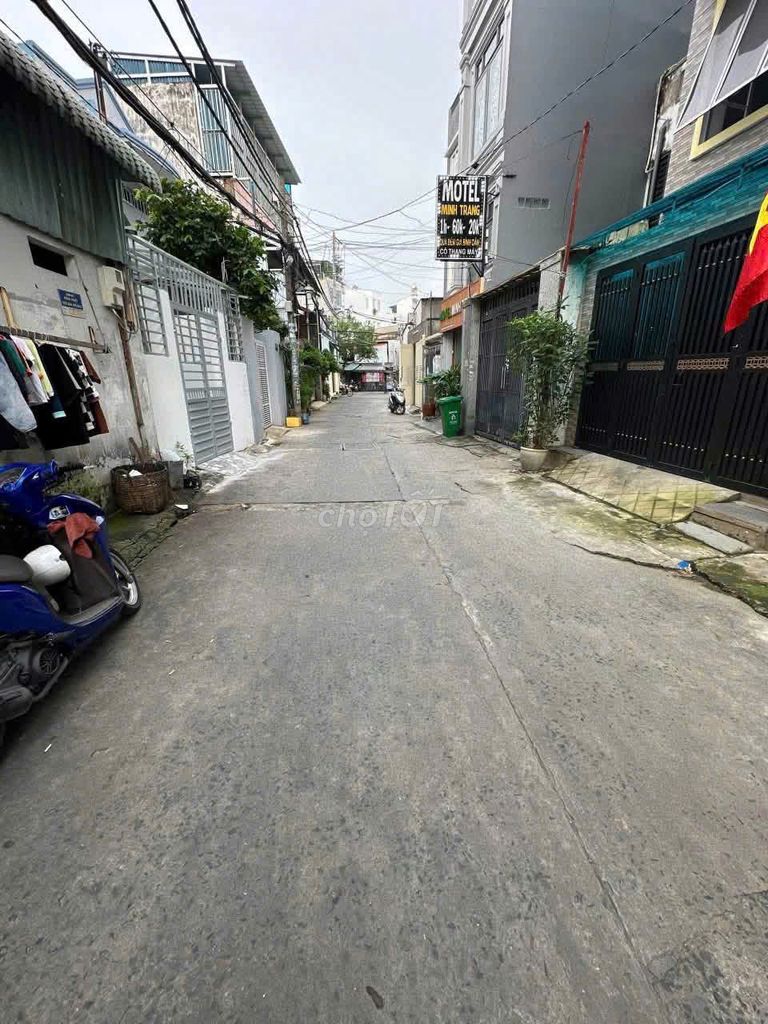 Tân Phú.