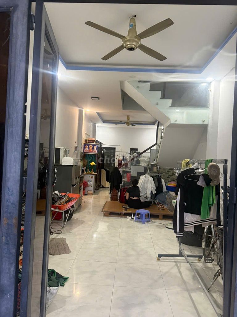 Rent a house behind Long Trường Market, District 9
