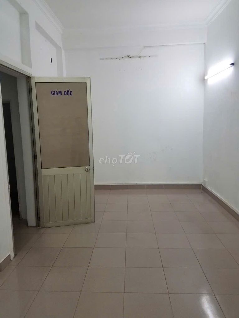 Renting the whole place, Hồ Văn Huê, Phú Nhuận, office-worker.