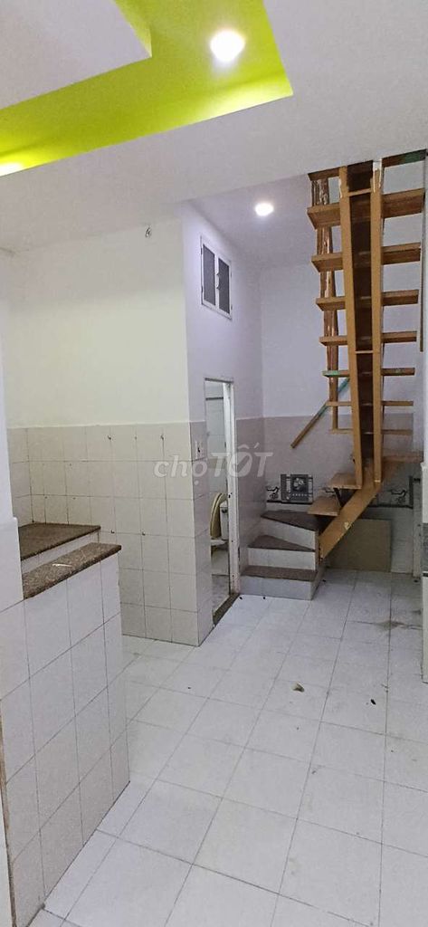 The original, the alley, the two bedrooms, the two cheap toilets.