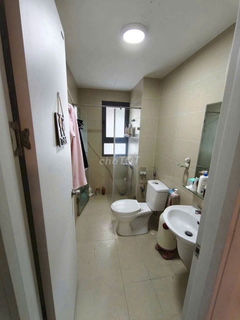 His apartment is two bedrooms - two toilets, five, seven million a month.