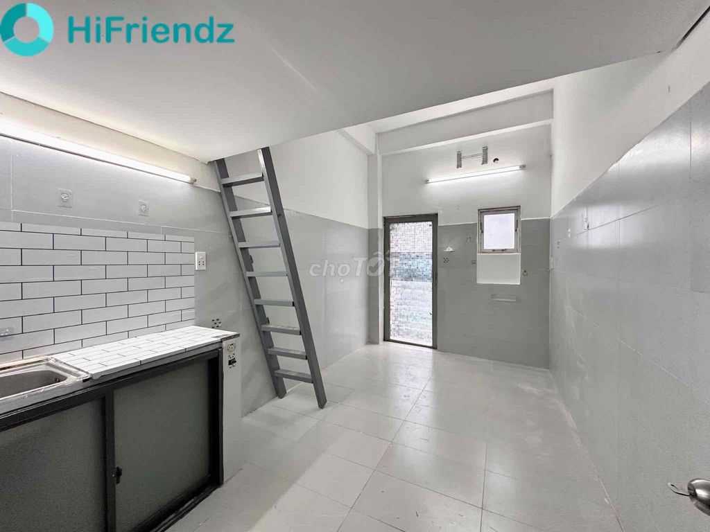 Rent a new building with a Royal Parks Department. Four-Folder Cross. Sen.