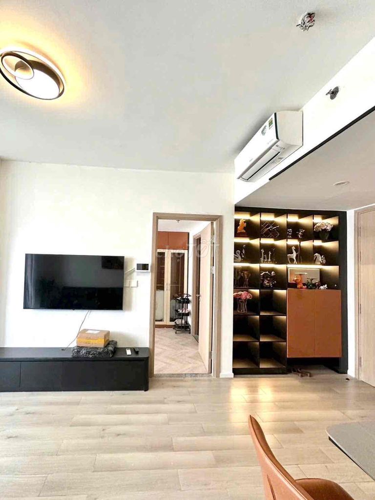 Rent two bedrooms, two lbv toilets, full-class furniture.