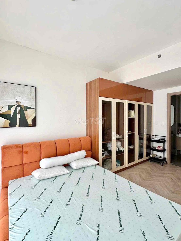 Rent two bedrooms, two lbv toilets, full-class furniture.