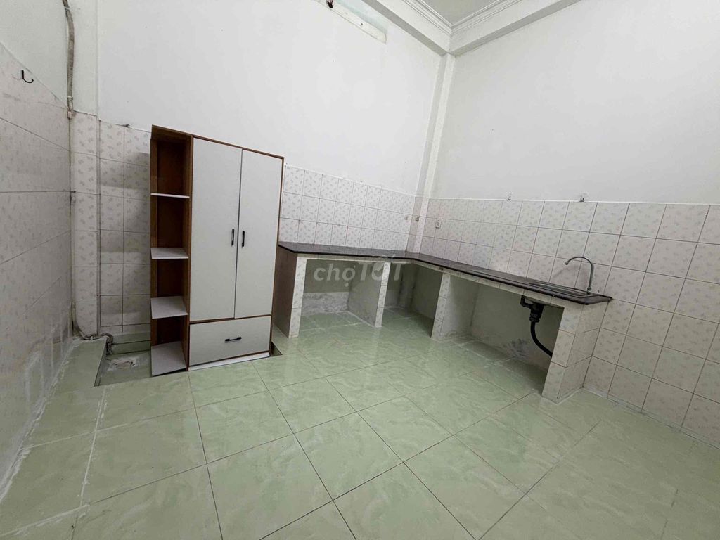 Good Price Room 1