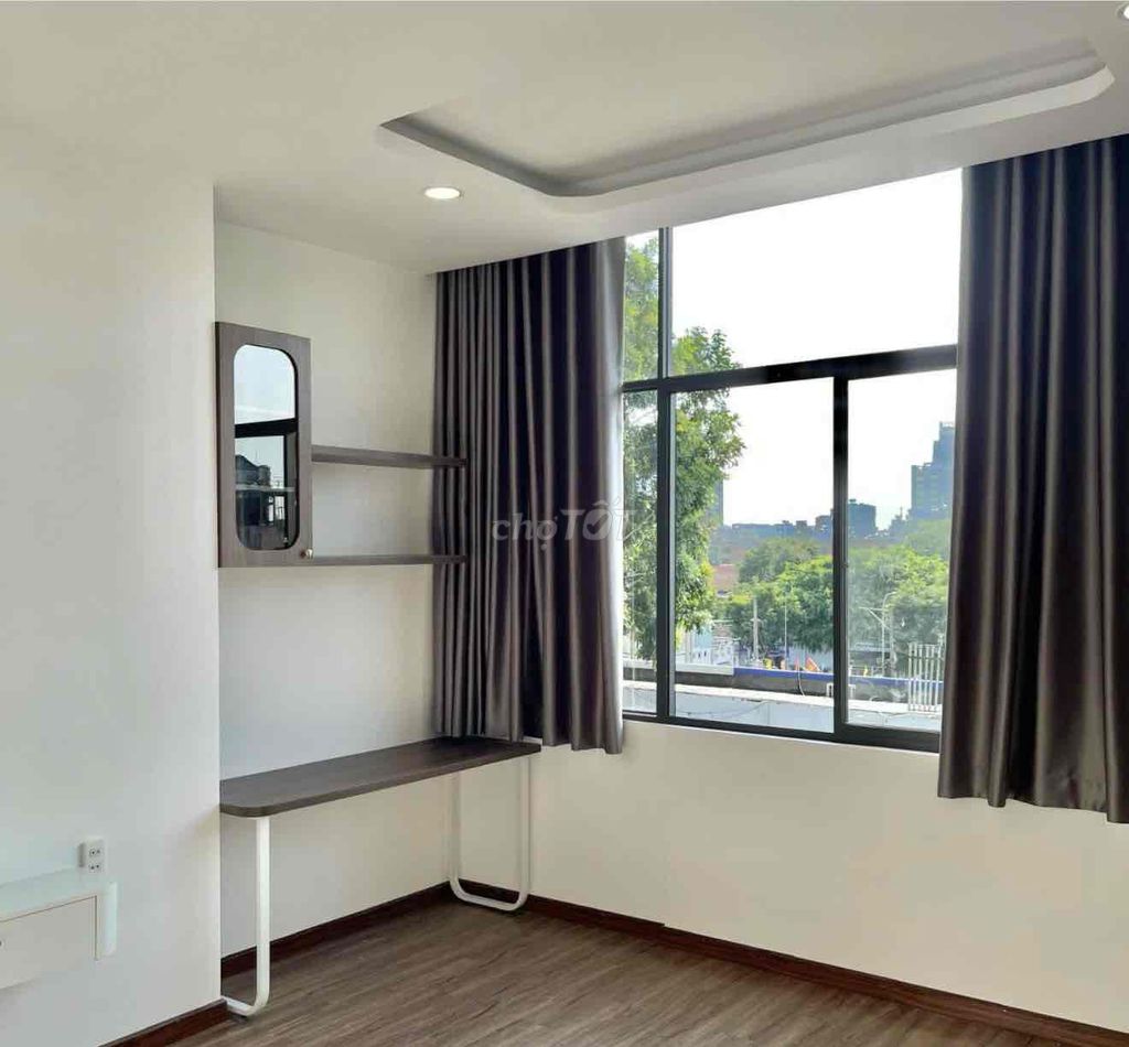 Rent the apartment - one bedroom, close-up business college.