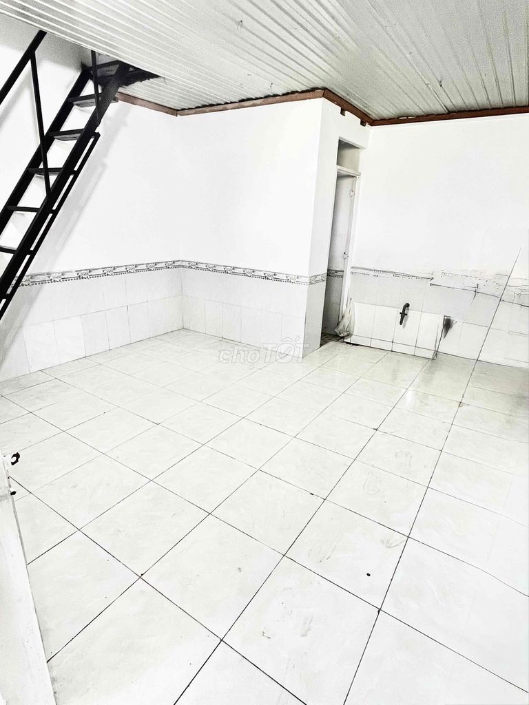 The new empty room is in right now