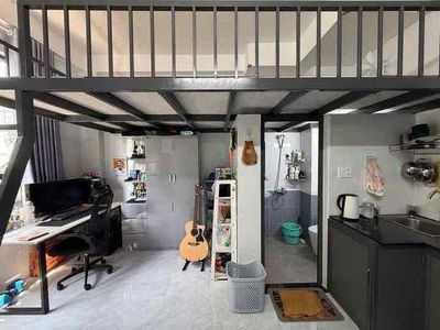 Opening the new house 100% high-end furniture right up in the bridge he's blue district 7