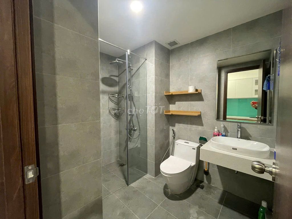 Rend the studio sunrise riverside – 33 M2 – only 10 million a month.