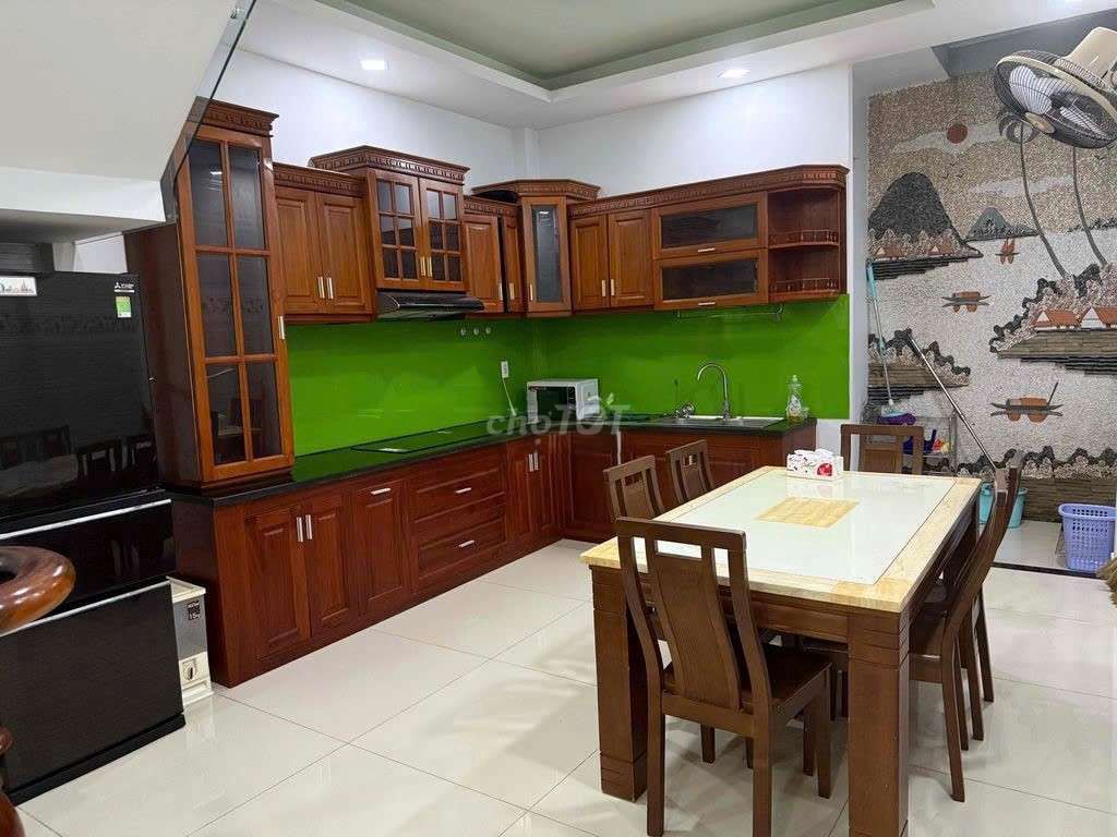 Nice four stories with a Tube roof,Gò Vấp -4 x 14 meters, 4 bedroom 5 toilets