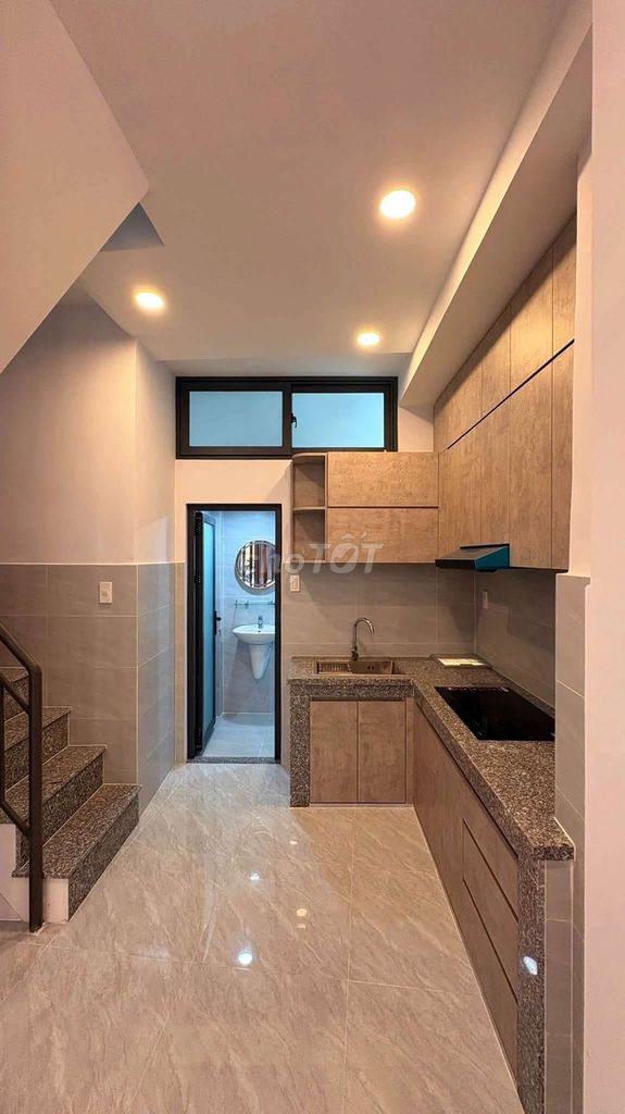 - Trần Khắc Chân, Phú Nhuận - 3 x14 meters, floor, two bedrooms.