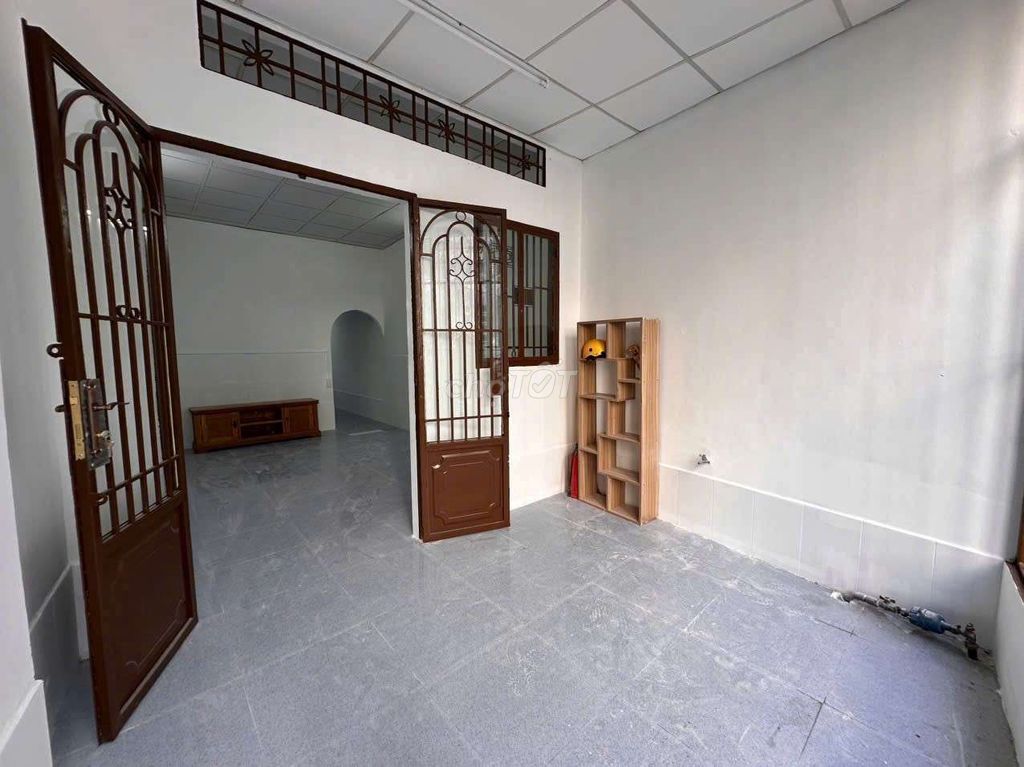 - Bình Thạnh-4, openway, four bedrooms.