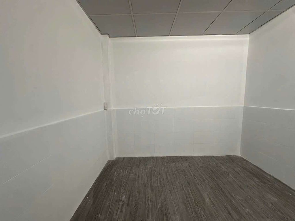- Bình Thạnh-4, openway, four bedrooms.