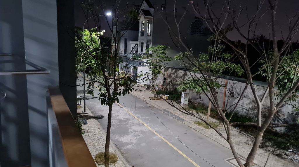 Rent the original apartment at An Phú Đông, District 12.
