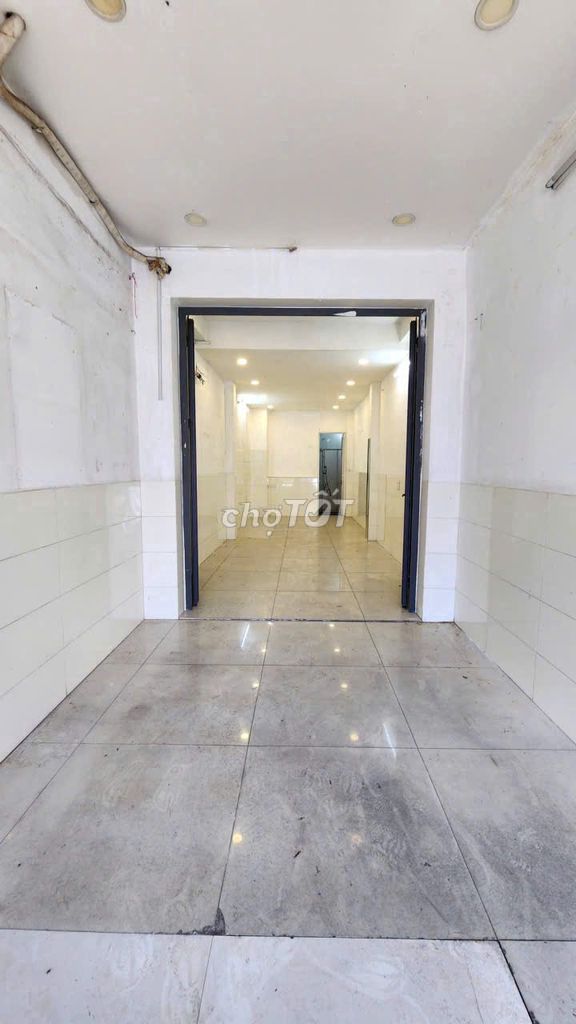The Mtkd Bà Hạt District, District 10. 4 floors, 3 x 15, 3 bedrooms 4 toilets
