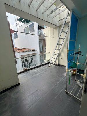 Rent a Tân Sơn Nhì motorway 4 x 14 M car house cast three and a half pieces