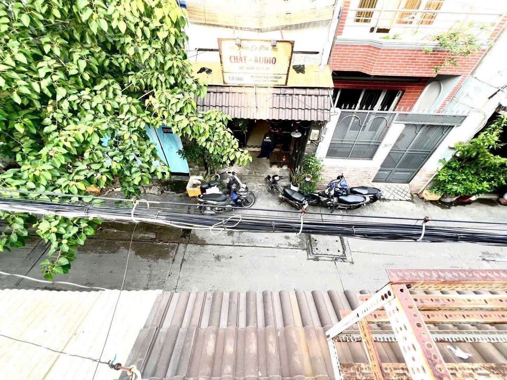 Rent the original house hxt Lê Văn Duyệt.
