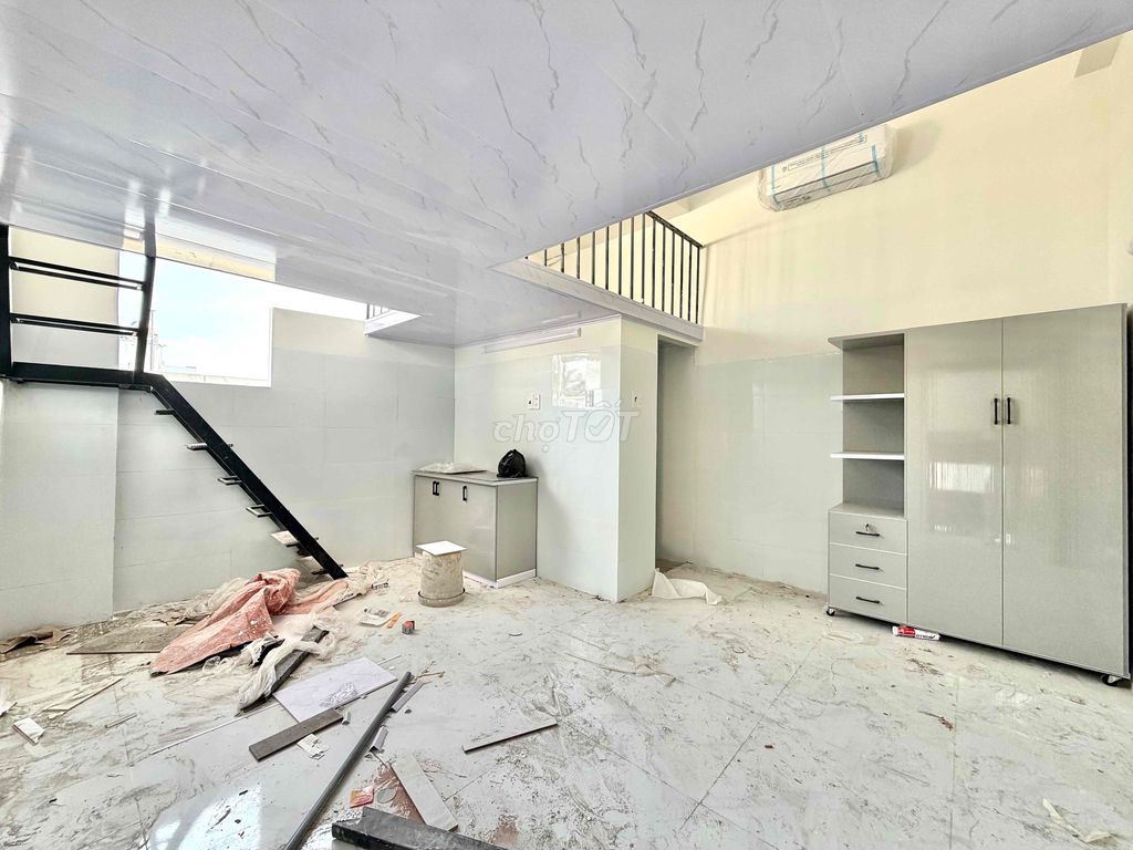 Tell Zhang Dupex's Exorcismal Guardian to have 30 M2 on the balcony.