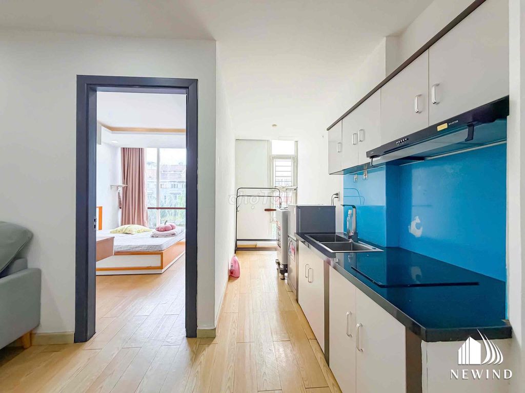 The system is a one-man balcony bedroom. Full interior downtown in District 7.