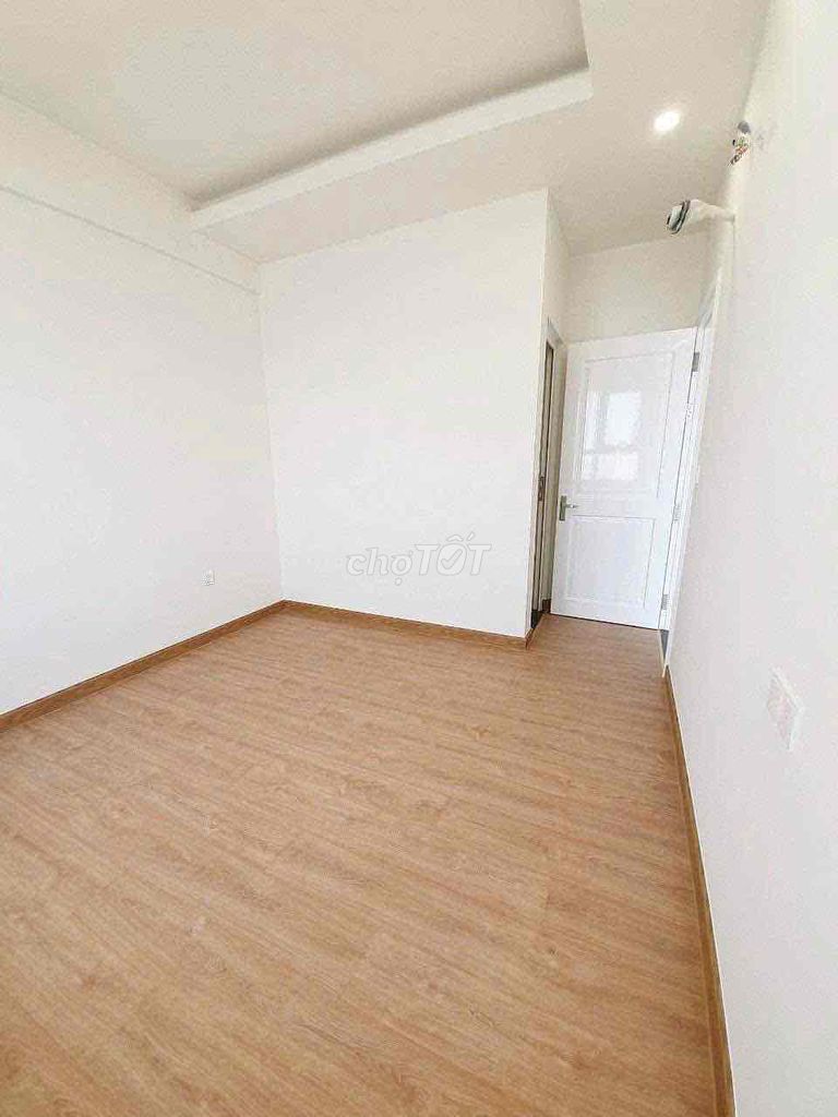 Rent Moonlight Boulevard, 77 meters 2 bedrooms, double toilets, double internal.