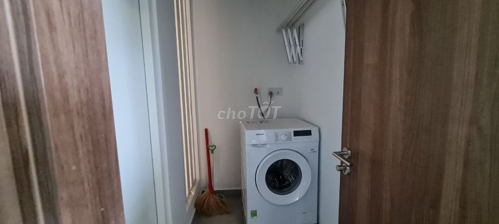 Rent 3 bedrooms - 102 m2 Kingdom 101 Tô Hiến Thành