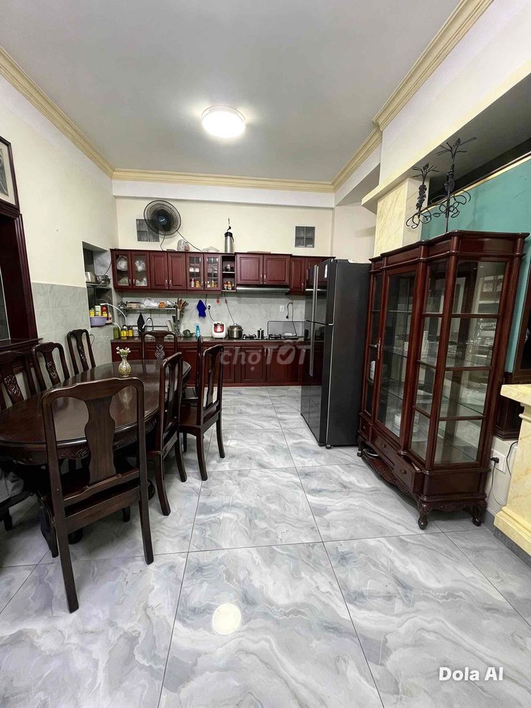Rent a street house.
