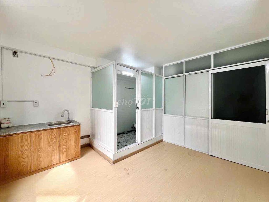 renting door studios - four elevators - now free