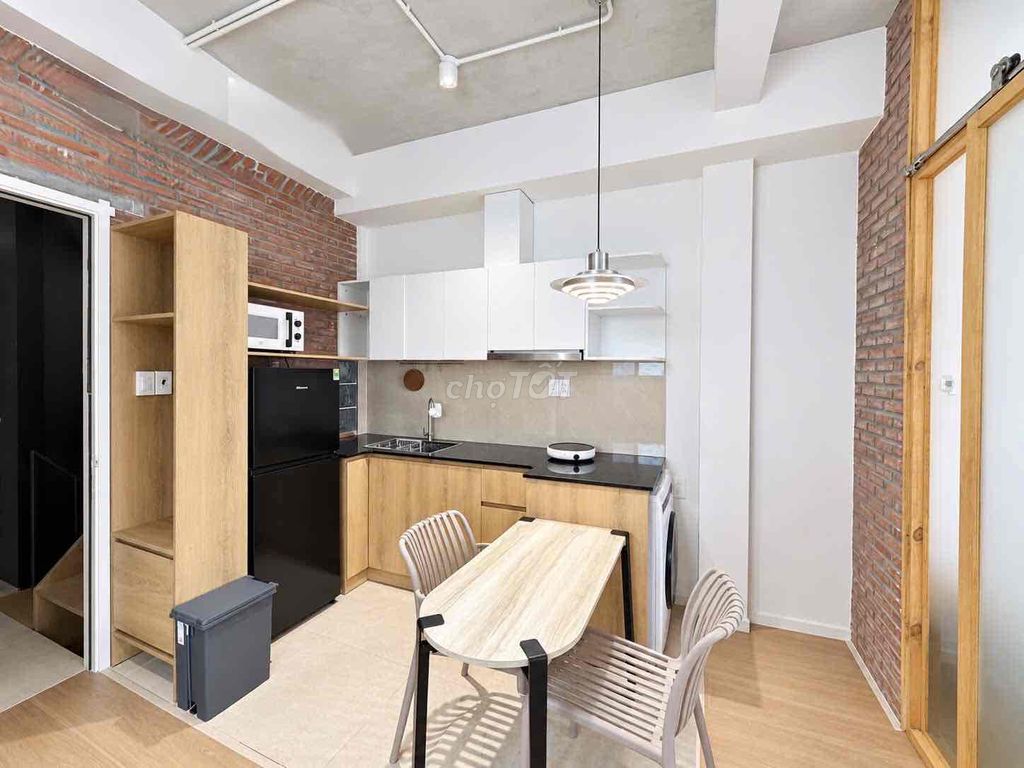 The apartment is a full bedroom designed with Trần Hưng Đạo luxury.