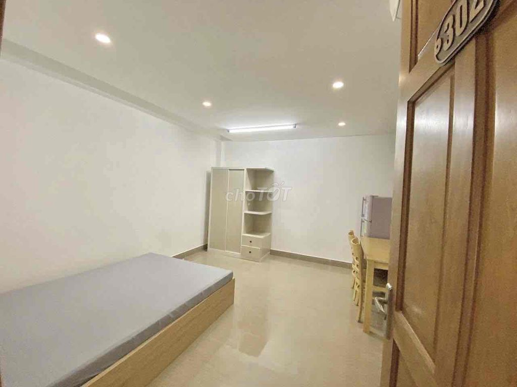 The entire interior suite is cheap.
