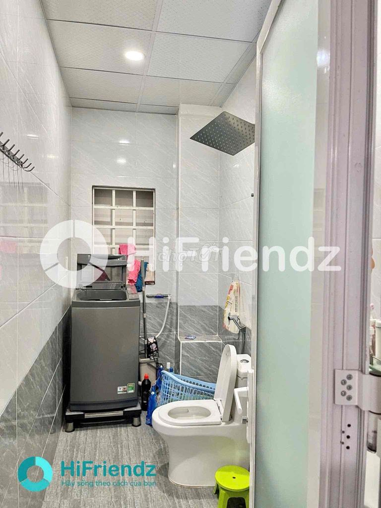 A long kitchen design room, full-saltered Full Seven by Sen Queen of 10.3.