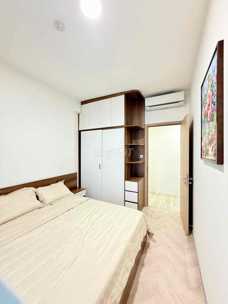 Well, we're going to rent a good deal of Vinhomes Grand Park District 9 just from 4 million.