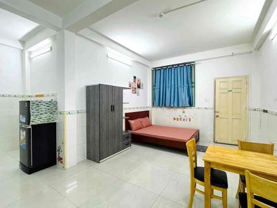 Give us Tân Bình service apartment-- Lads enough--Point High Minds!