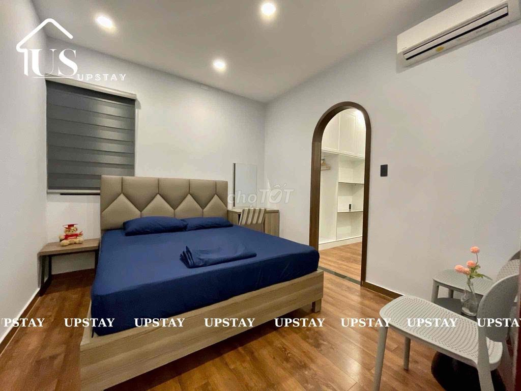 Three bedrooms - one office - one living room - 3 bathrooms 80 meters 2 in the writer's office